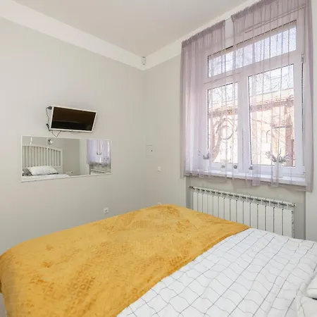 Main Street Self Check In 24/7 By H&h Appartement